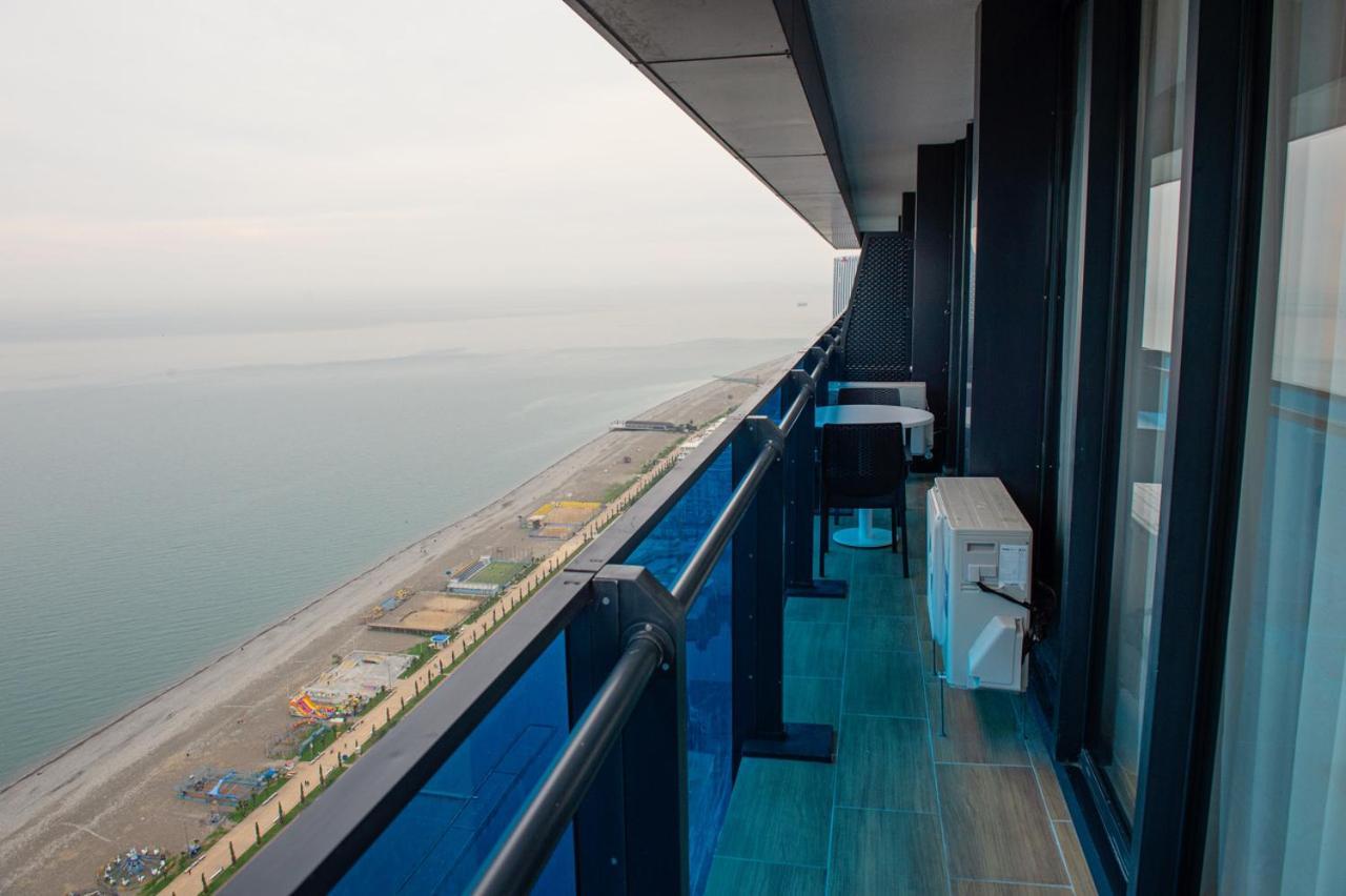 Orbi City Aparthotel Batumi Exterior photo