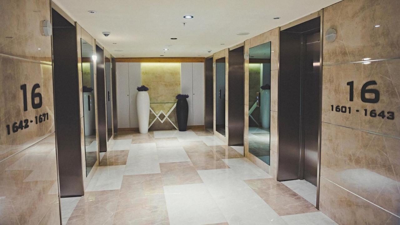 Orbi City Aparthotel Batumi Exterior photo